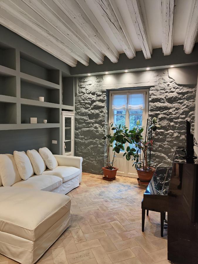 Medium Miramare Appartamento Sogno Sul Mare Trieste Luaran gambar